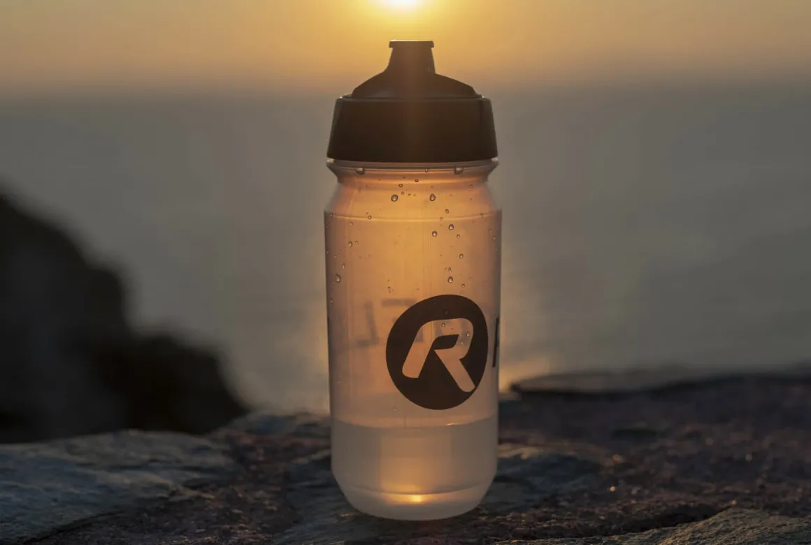 BidonRogelliPROFIBIDON0,5litrazmembranowymzaworem,przezroczysty