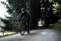 DamskazimowaodzieżrowerowaRogelliESSENTIAL,niebiesko-różowa
