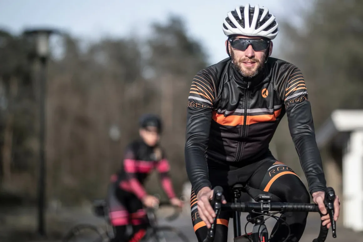 UltralekkikaskrowerowyRogelliTECTA,biały