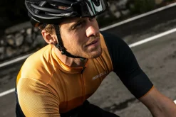 UltralekkikaskrowerowyRogelliTECTA,czarny