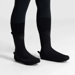 WodoodporneochraniaczenabutyRogelliESSENTIALSOFTSHELL,czarne