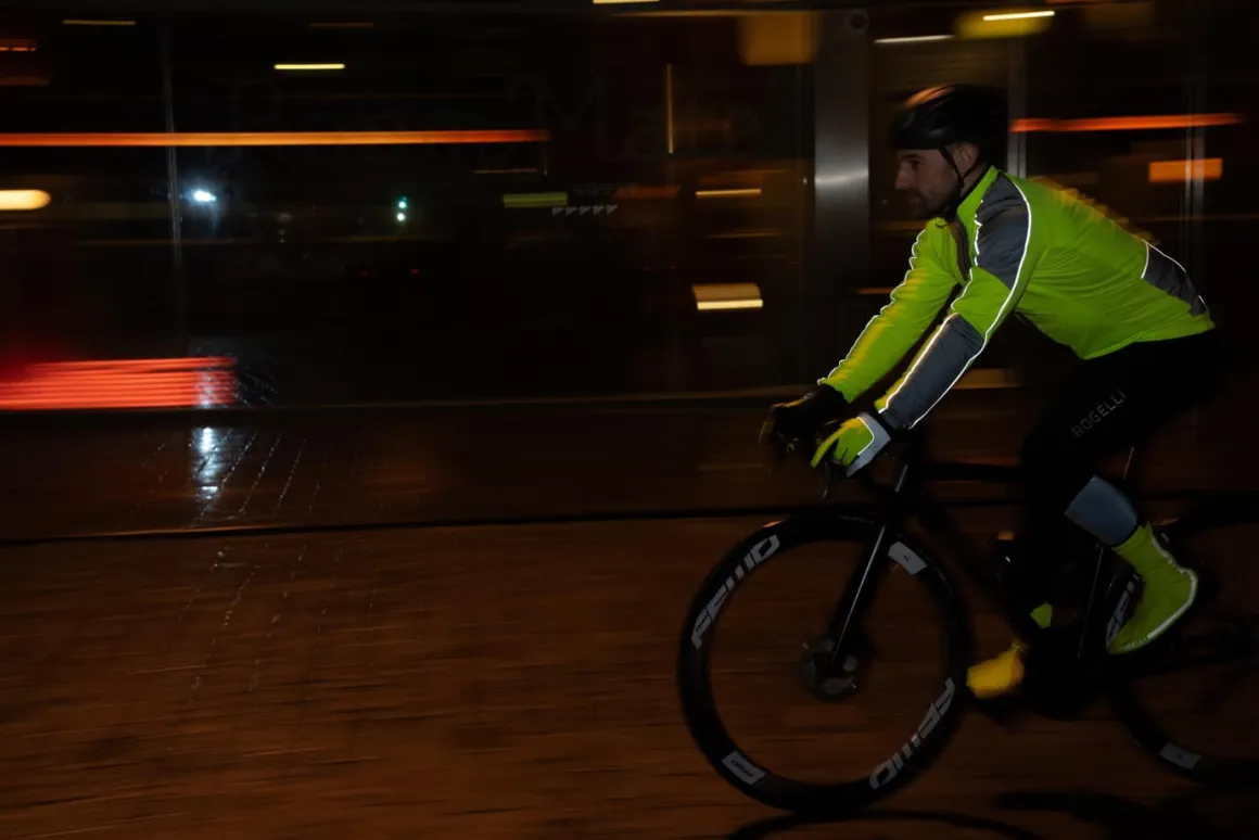 WodoodpornerękawiczkikolarskieRogelliESSENTIALHIVIS,żółte