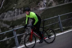 ZimowaodzieżrowerowaRogelliATTQARTICO,żółta